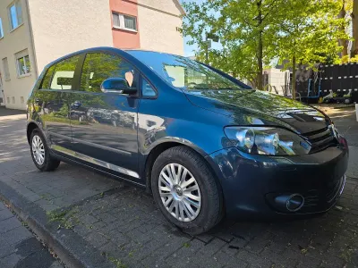 Używany VW Golf Plus Cross Trendline 105 KM (77 kW) 2010 Niebieski Minivan
