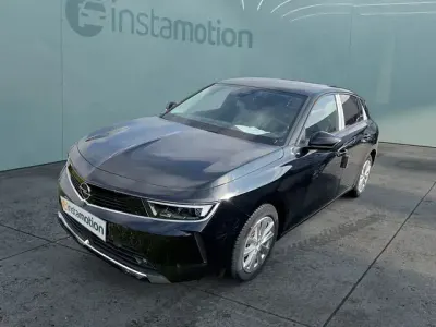 Gebraucht Opel Astra Business Edition 131 PS (96 kW) 2023 Schwarz Kleinwagen