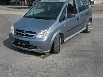 Gebraucht Opel Meriva Edition 98 PS (72 kW) 2005 Silber Van / Kleinbus