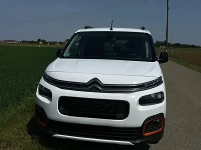 Gebraucht Citroën Berlingo Shine 131 PS (96 kW) 2020 Weiß Van / Kleinbus