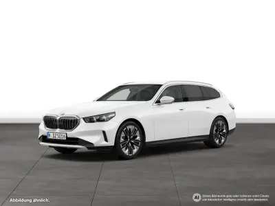 Gebraucht BMW 520 197 PS (144 kW) 2026 Weiß Kombi