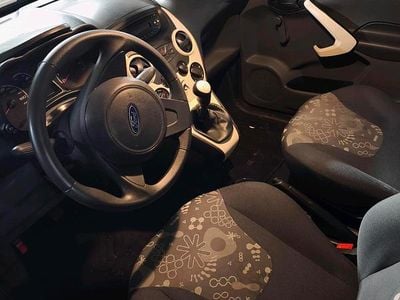 Begagnad Ford Ka 69 HK (50 kW) 2009 Svart Halvkombi