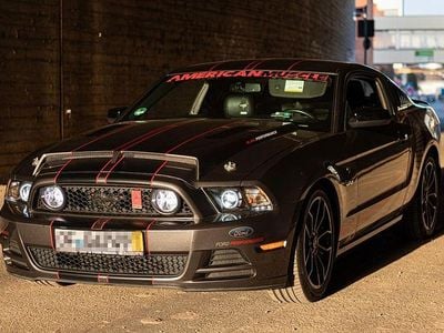 Gebraucht Ford Mustang GT 424 PS (311 kW) 2014 Grau Coupé