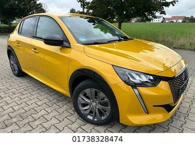 Peugeot e-208