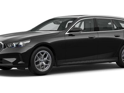 Gebraucht BMW 520 Comfort Edition 197 PS (144 kW) 2025 Schwarz Kombi