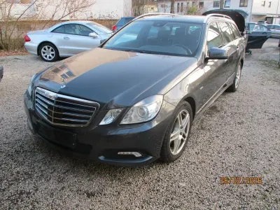 Gebraucht Mercedes E350 231 PS (169 kW) 2010 Grau Kombi