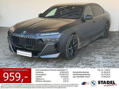 Gebraucht BMW i7 M Sport 400 kW (544 PS) 2022 Bmw individual frozen deep gre Limousine