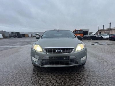 Grau Gebraucht 2009 Ford Mondeo Titanium Kombi | 1.800 € (Fairer Preis)