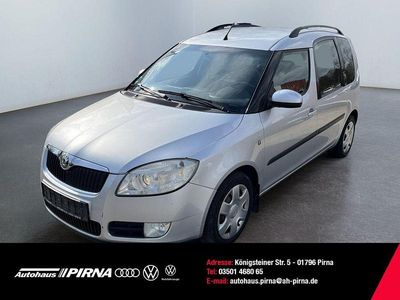 Gebraucht Skoda Roomster Comfort 105 PS (77 kW) 2008 Silber Van / Kleinbus