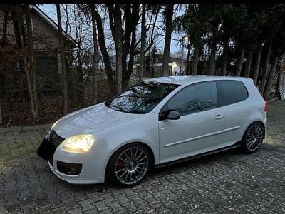 VW Golf V