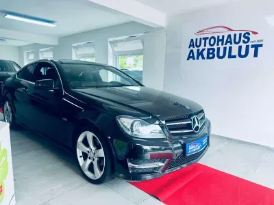 Gebraucht Mercedes C180 Edition 156 PS (114 kW) 2015 Schwarz Coupé