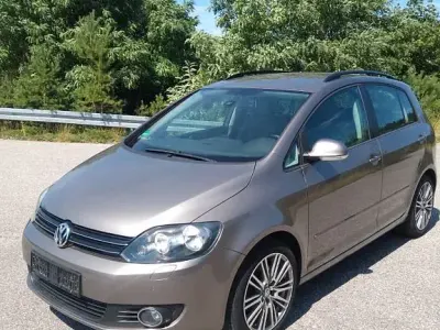 Gebraucht VW Golf Plus 160 PS (117 kW) 2010 Braun Van / Kleinbus