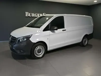 Gebraucht Mercedes Vito 163 PS (119 kW) 2023 Arktikweiß Van