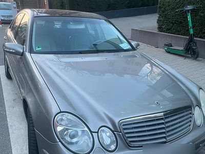 Gebraucht Mercedes E320 2002 Grau Limousine
