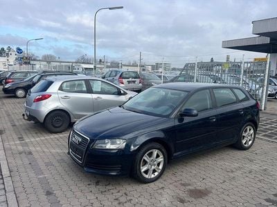 Gebraucht Audi A3 Ambiente 105 PS (77 kW) 2009 Blau Kleinwagen