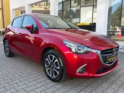 Gebraucht Mazda 2 Sports-Line 116 PS (85 kW) 2018 Rot Kleinwagen