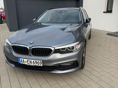 Gebraucht BMW 520 Sport Line 190 PS (139 kW) 2018 Grau Kombi