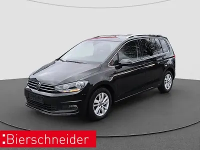 Gebraucht VW Touran Highline 150 PS (110 kW) 2023 Schwarz Van / Kleinbus