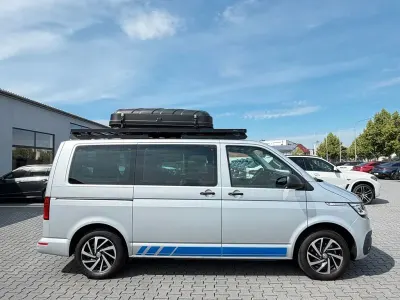 Gebraucht VW Multivan Trendline 150 PS (110 kW) 2021 Silber Van / Kleinbus