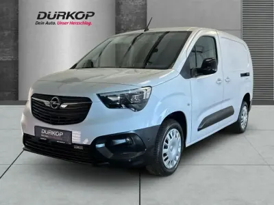 Gebraucht Opel Combo 131 PS (96 kW) 2023 Weiß