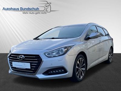 gebraucht Hyundai i40 Kombi blue 1.7 CRDi Style *Bi-Xenon*Navi*