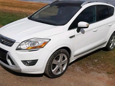 Gebraucht Ford Kuga Titanium 163 PS (119 kW) 2010 Weiß SUV