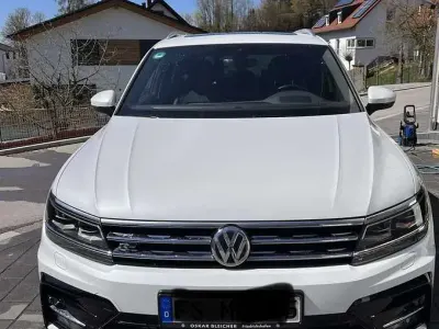 Gebraucht VW Tiguan Highline 220 PS (161 kW) 2018 Weiß SUV