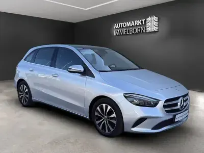 Usata Mercedes B220 225 CV (165 kW) 2021 Argento Monovolume