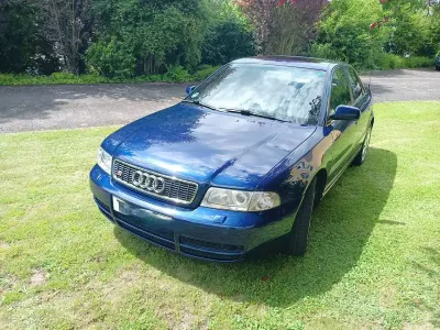 Gebraucht Audi S4 265 PS (194 kW) 1998 Blau Limousine
