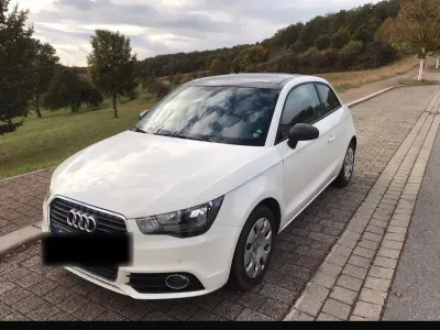 Usata Audi A1 Attraction 122 CV (89 kW) 2011 Bianco Utilitaria