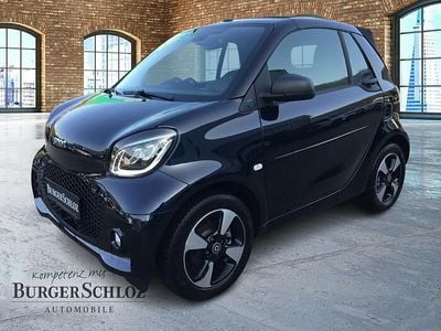 Second-hand Smart ForTwo Electric Drive 60 kW (82 CP) 2024 Albastru Cabrio