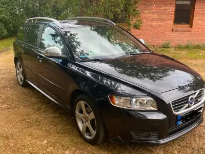 Gebraucht Volvo V50 R-Design Pro 116 PS (85 kW) 2012 Schwarz Kombi