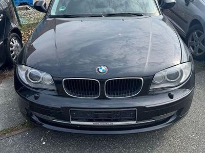 Second-hand BMW 120 Advantage 177 CP (130 kW) 2011 Negru Hatchback