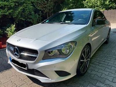 Mercedes CLA200