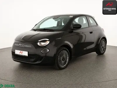 Gebraucht Fiat 500e 86 kW (118 PS) 2022 Schwarz Limousine