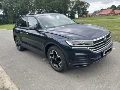 Gebraucht VW Touareg Elegance 231 PS (169 kW) 2024 Blau SUV