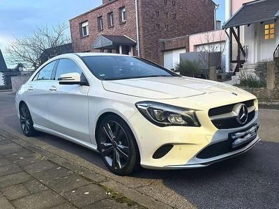 Usata Mercedes CLA200 156 CV (114 kW) 2017 Bianco Berlina