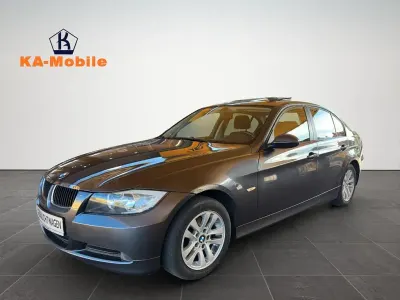 Gebraucht BMW 320 170 PS (125 kW) 2008 Grau Limousine