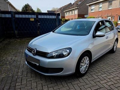 Usata VW Golf VI 80 CV (58 kW) 2009 Argento Utilitaria