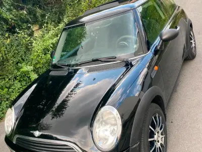 Gebraucht Mini ONE 90 PS (66 kW) 2004 Schwarz Kleinwagen