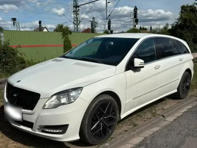Gebraucht Mercedes R350 265 PS (194 kW) 2011 Weiß Van / Kleinbus