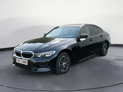Gebraucht BMW 318 Advantage 150 PS (110 kW) 2020 Schwarz Limousine
