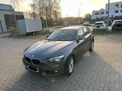 Gebraucht BMW 118 170 PS (125 kW) 2014 Grau Kleinwagen
