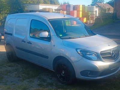 Mercedes Citan 111
