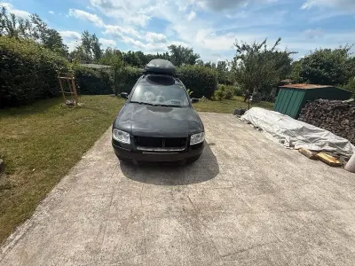 Gebraucht VW Passat 115 PS (84 kW) 2003 Schwarz Kombi