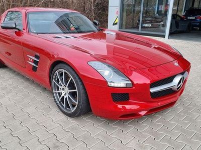 Second-hand Mercedes SLS AMG AMG 571 CP (419 kW) 2011 Roșu