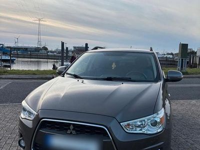 Gebraucht Mitsubishi ASX 150 PS (110 kW) 2014 Braun SUV