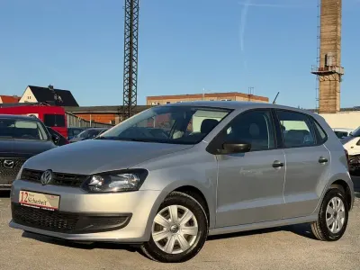 Gebraucht VW Polo Trendline 75 PS (55 kW) 2014 Silber Limousine