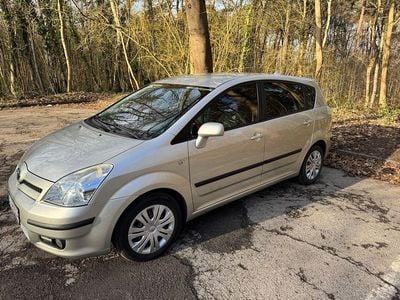 Gebraucht Toyota Corolla Verso 129 PS (94 kW) 2005 Grau Van / Kleinbus