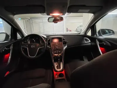 Gebraucht Opel Astra Active 170 PS (125 kW) 2013 Grau Limousine